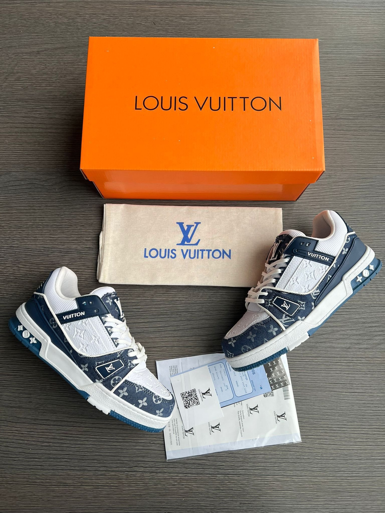 11effb71-a892-4a04-af4a-95984009d49e Louis Vuitton Trainer Sneakers LV#12 - Image 1