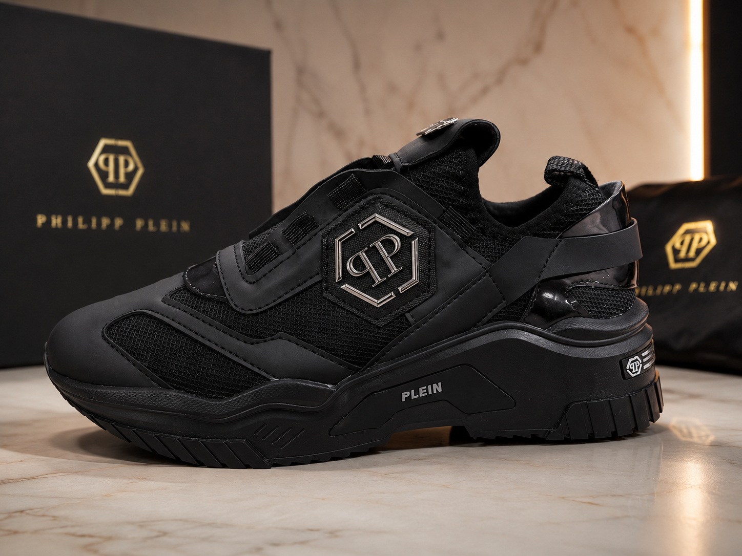 F728F533-1658-406C-9ACB-68C1FF0DF3EF Philipp Plein Sneakers #1 - Image 1